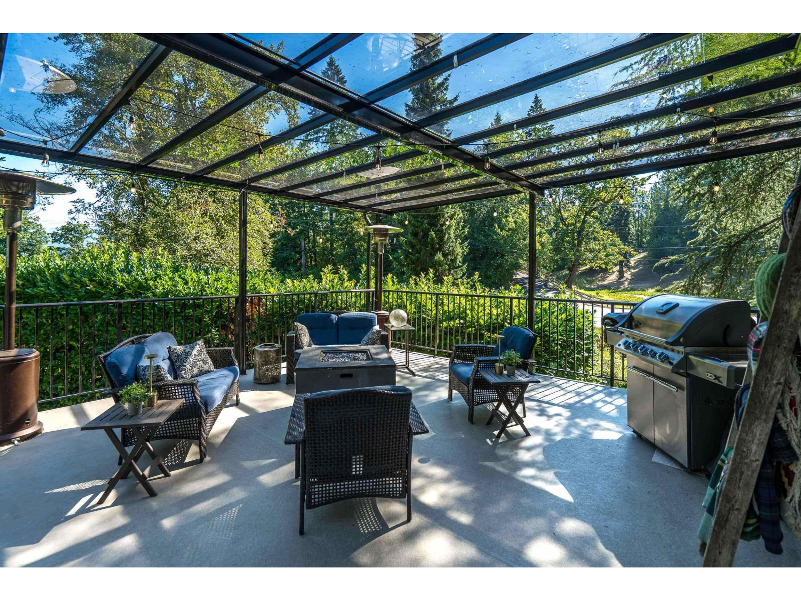 Photo 18 of 23182 Rawlison Crescent, Langley BC