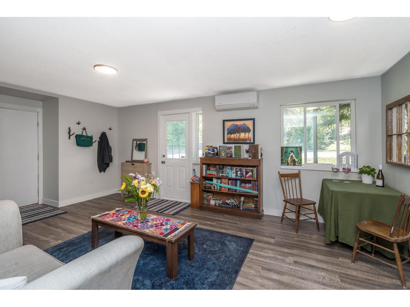 Photo 34 of 23182 Rawlison Crescent, Langley BC