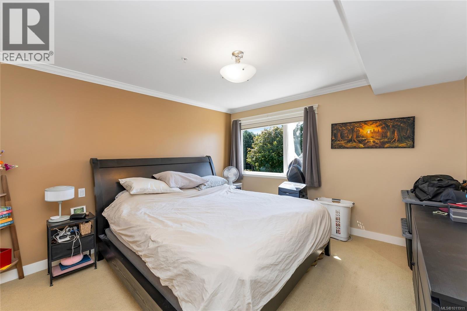 Single Family House for Sale in   Heatherdale Lane Heatherdale Estates Saanich 