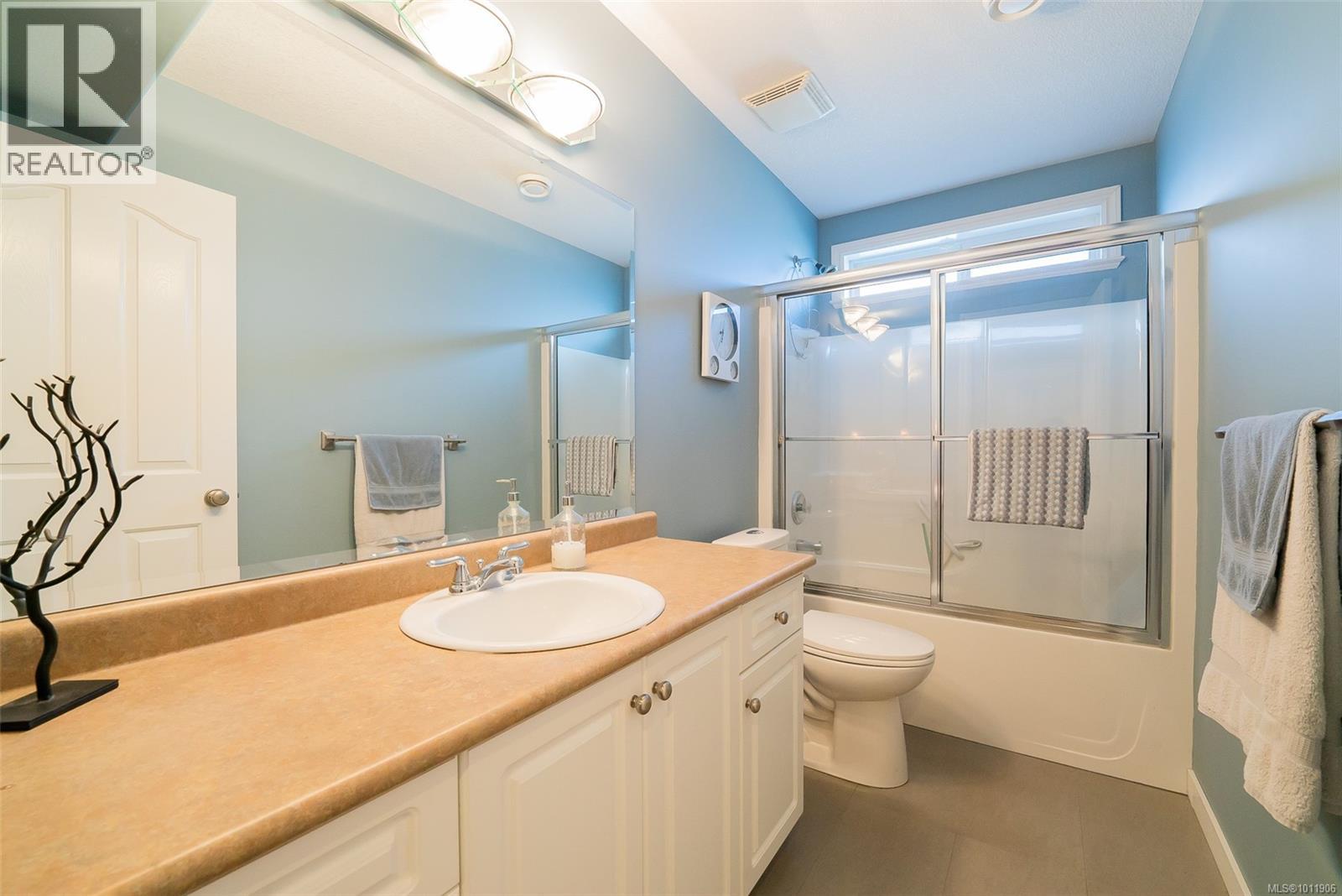 Photo 25 of 5320 Kenwill Dr, Nanaimo BC