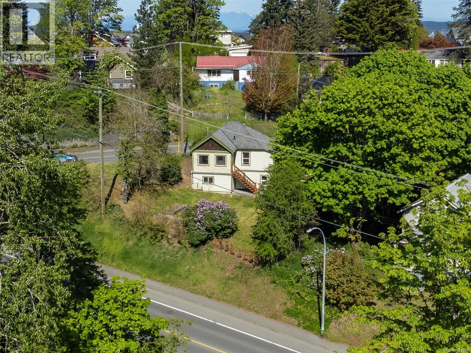 Photo 30 of 309 Pine St, Nanaimo BC