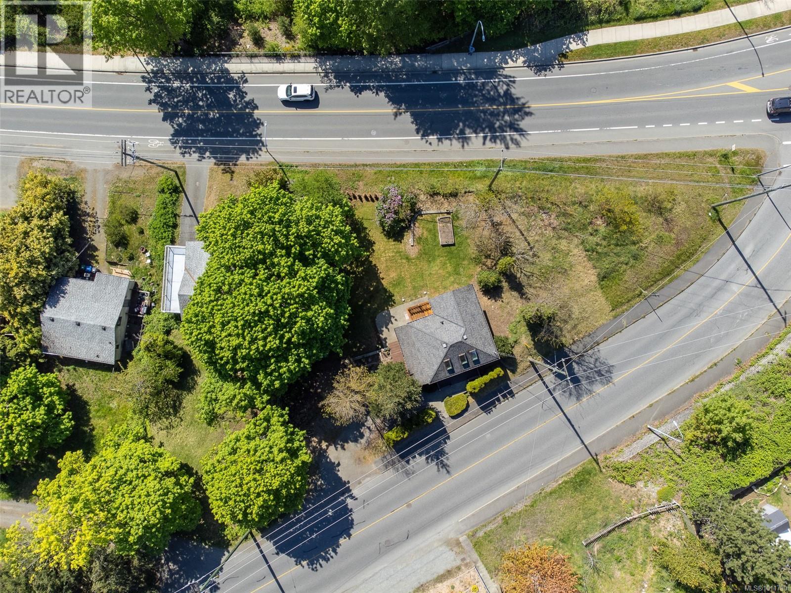 Photo 33 of 309 Pine St, Nanaimo BC