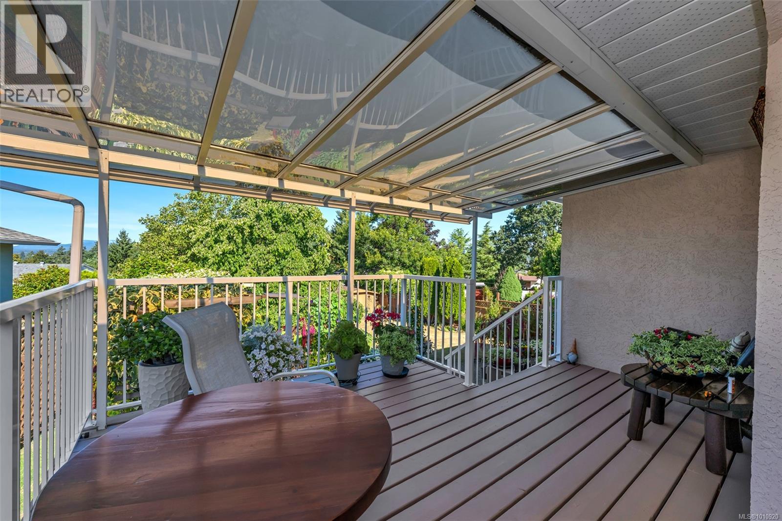 Photo 21 of 6100 Denali Dr, Duncan BC