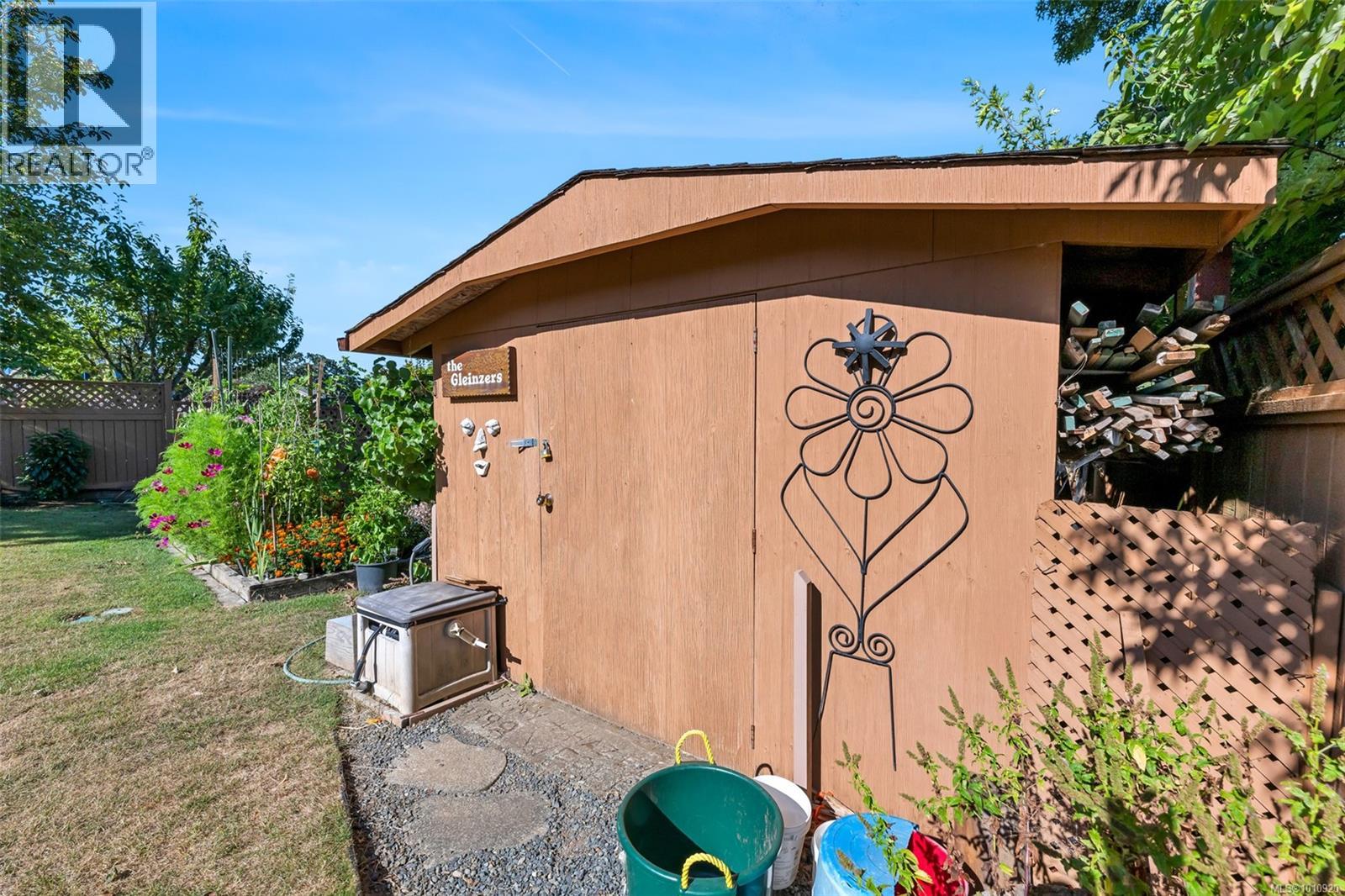 Photo 29 of 6100 Denali Dr, Duncan BC