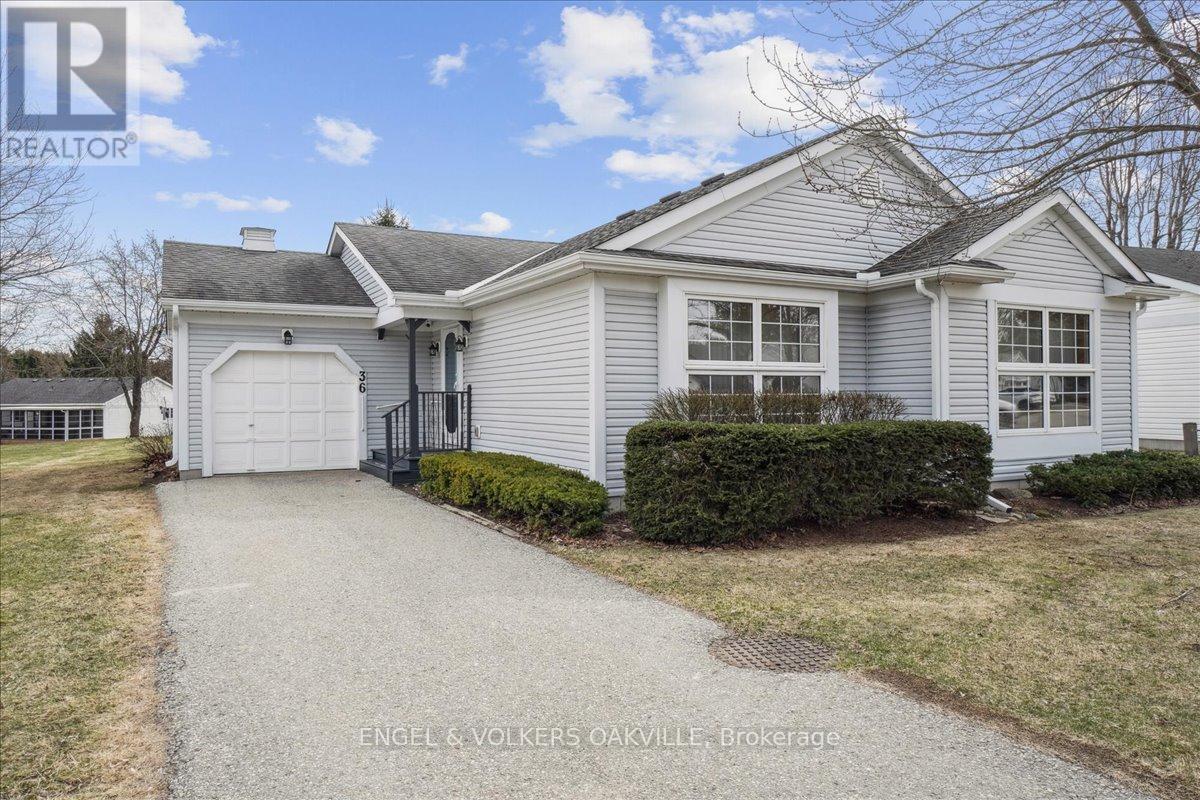 Photo 2 of 36 White Bark Way, Centre Wellington ON