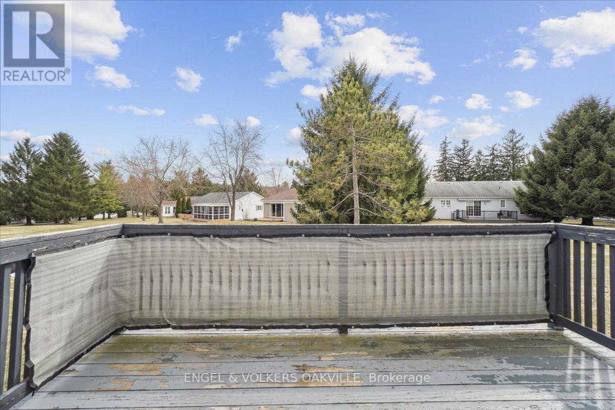 Photo 30 of 36 White Bark Way, Centre Wellington ON