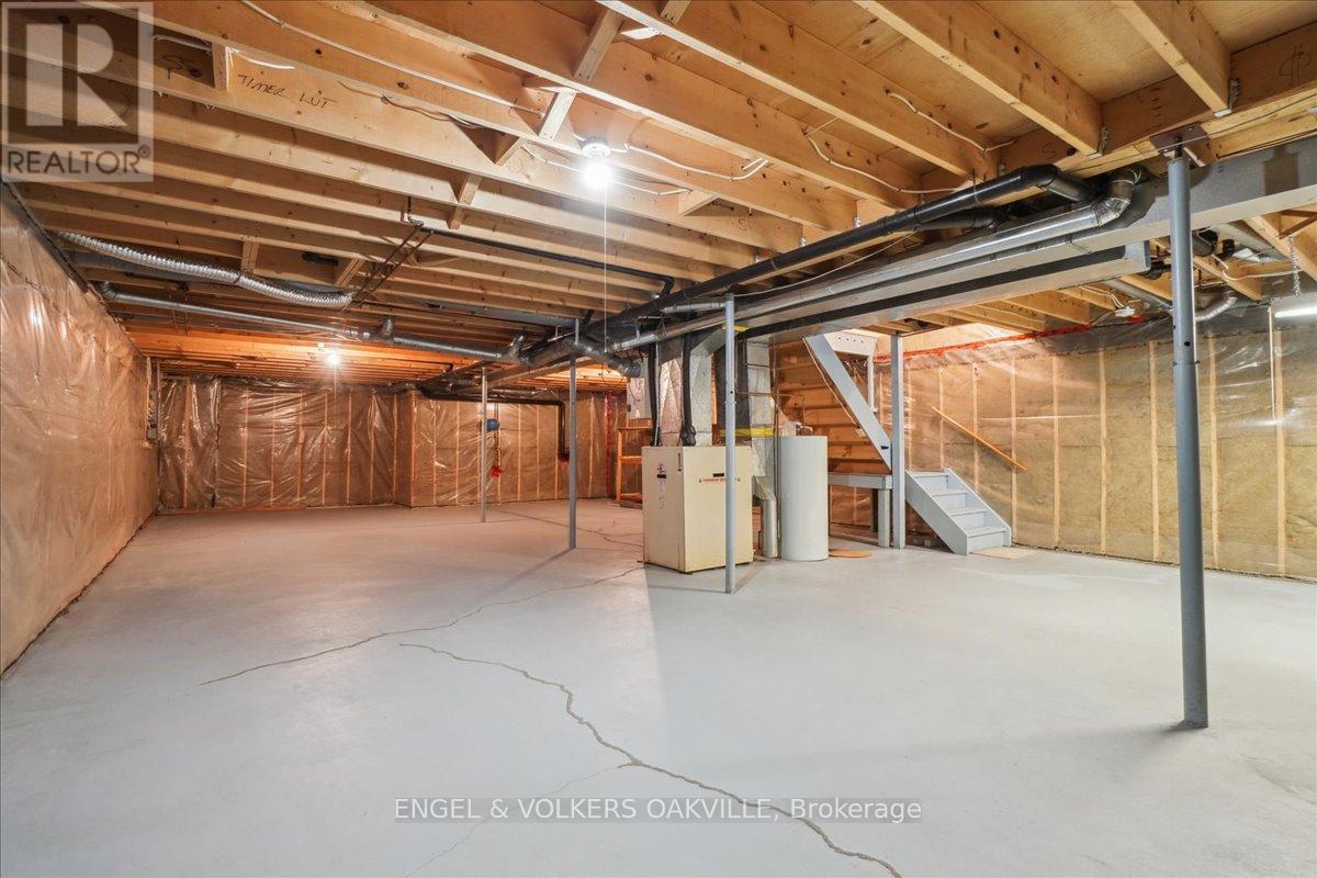 Photo 35 of 36 White Bark Way, Centre Wellington ON