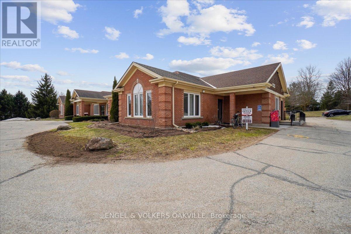 Photo 41 of 36 White Bark Way, Centre Wellington ON