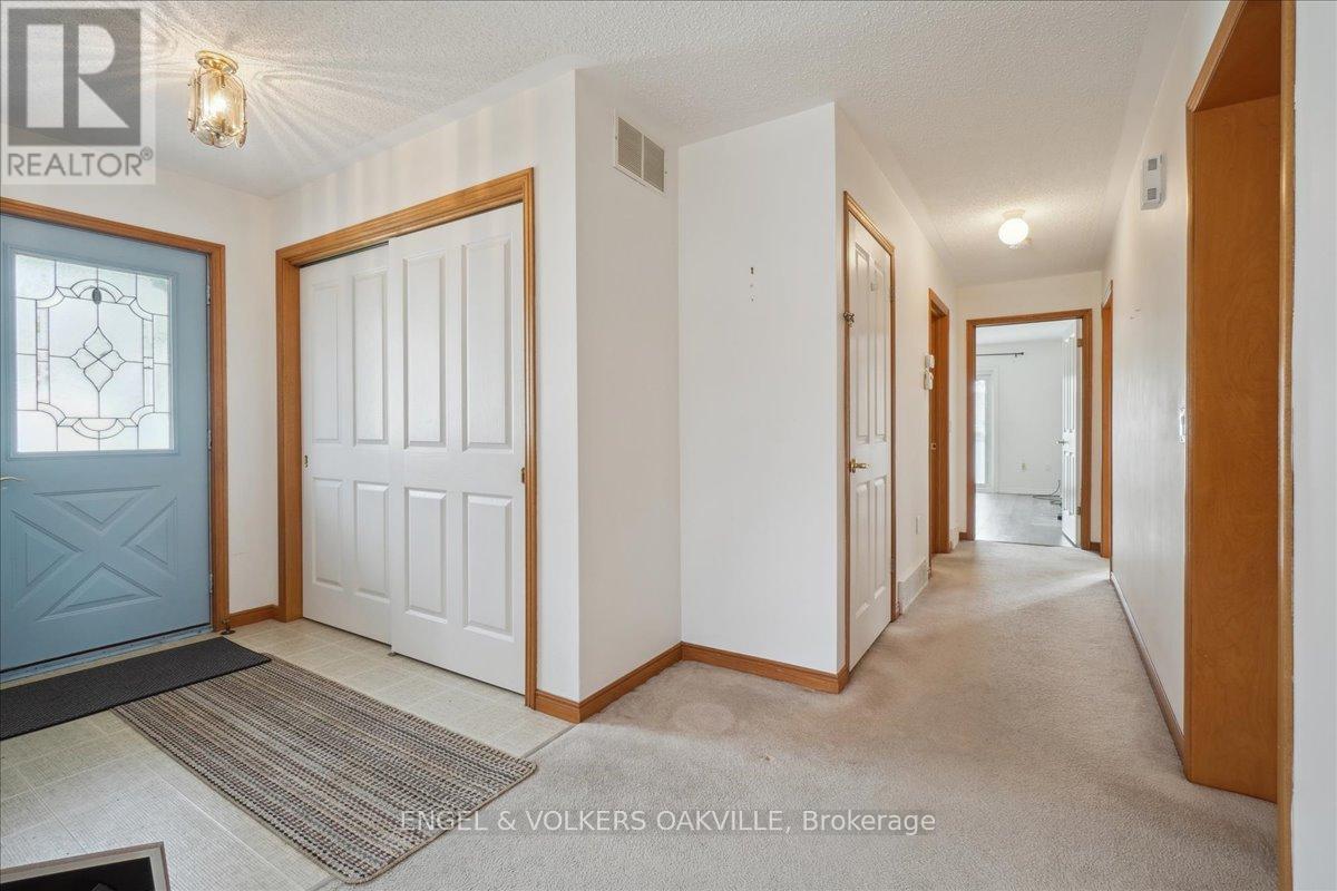 Photo 7 of 36 White Bark Way, Centre Wellington ON
