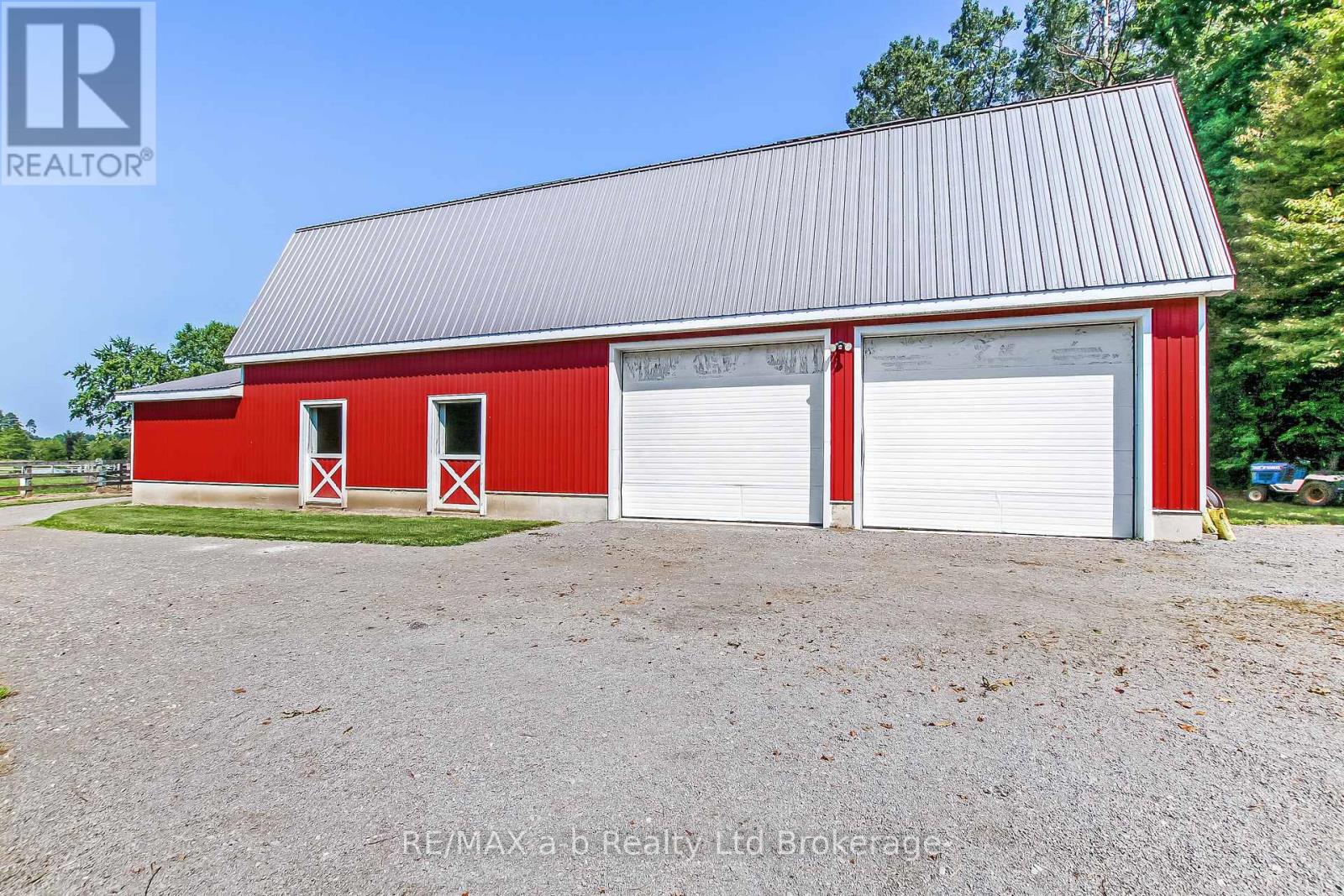 Photo 10 of 240 Burwell Road, Norfolk ON