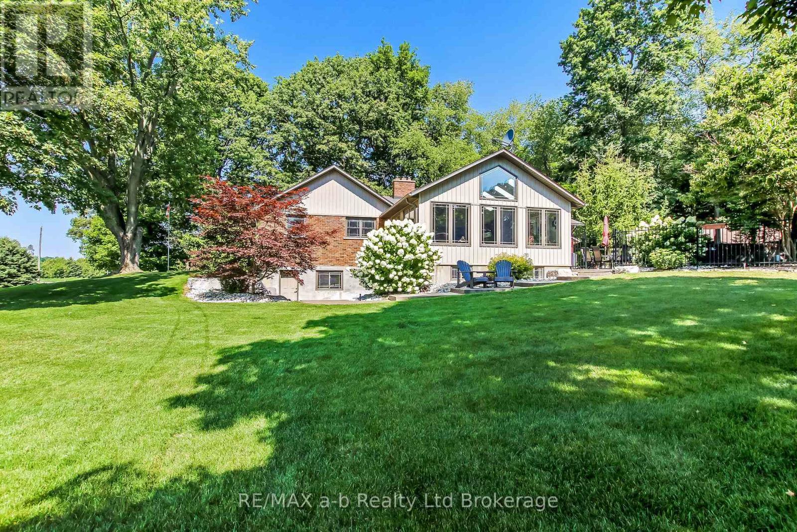Photo 19 of 240 Burwell Road, Norfolk ON
