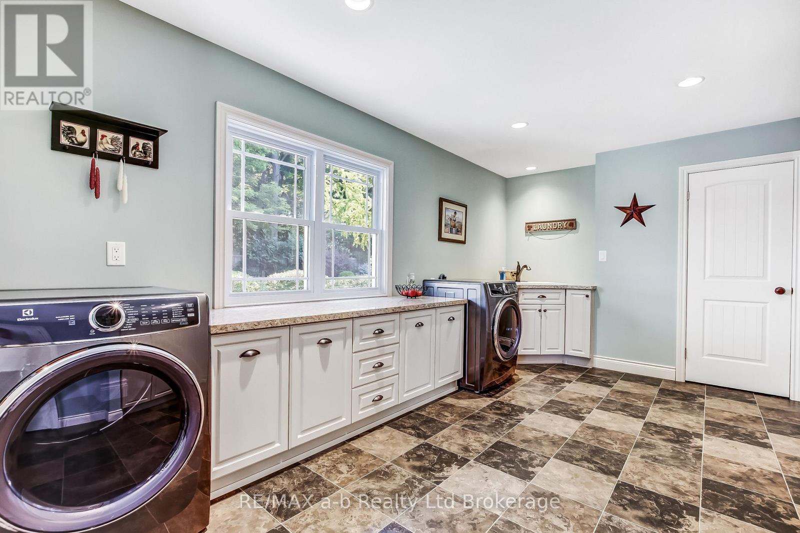 Photo 46 of 240 Burwell Road, Norfolk ON