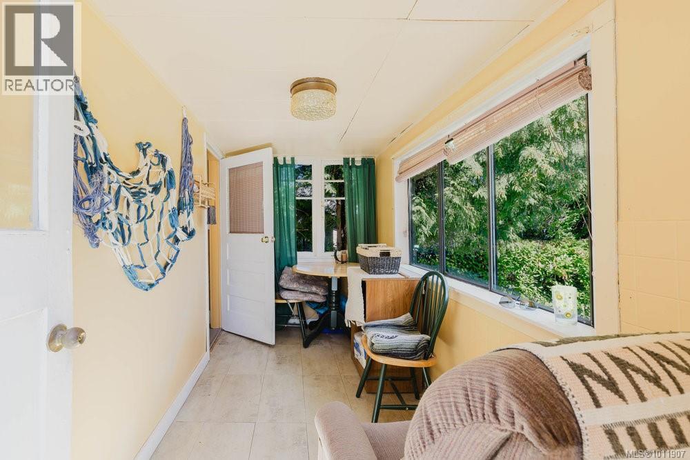 Photo 13 of 3937 Lasalle St, Saanich BC