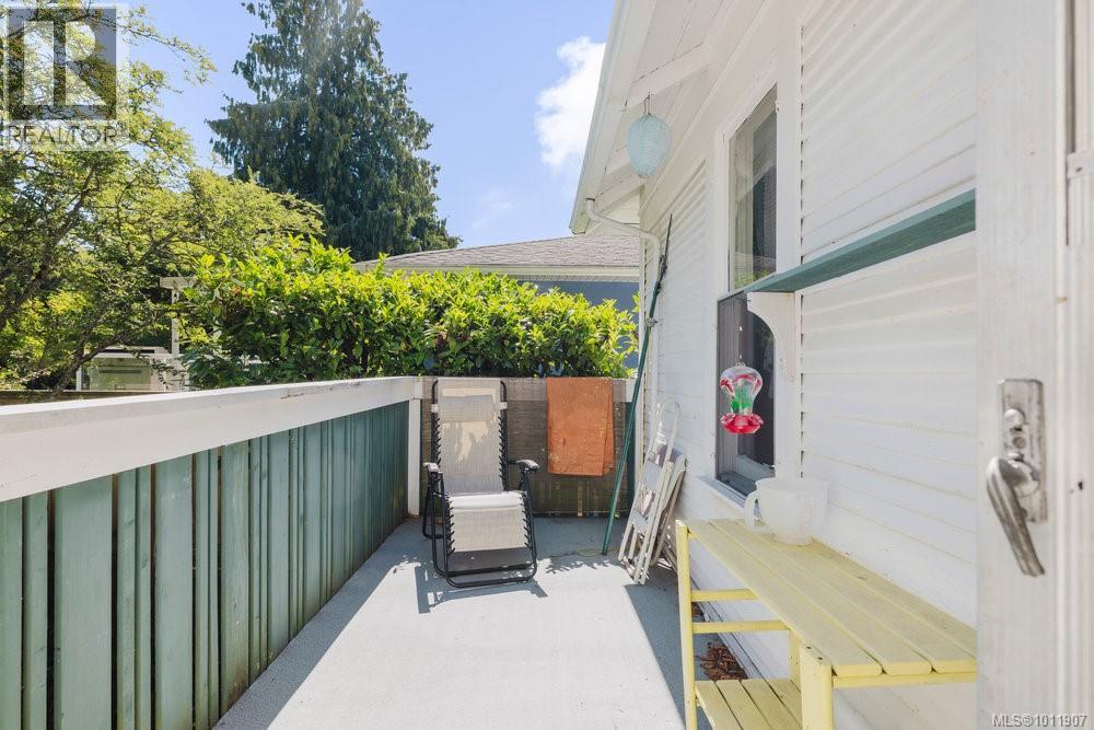 Photo 16 of 3937 Lasalle St, Saanich BC
