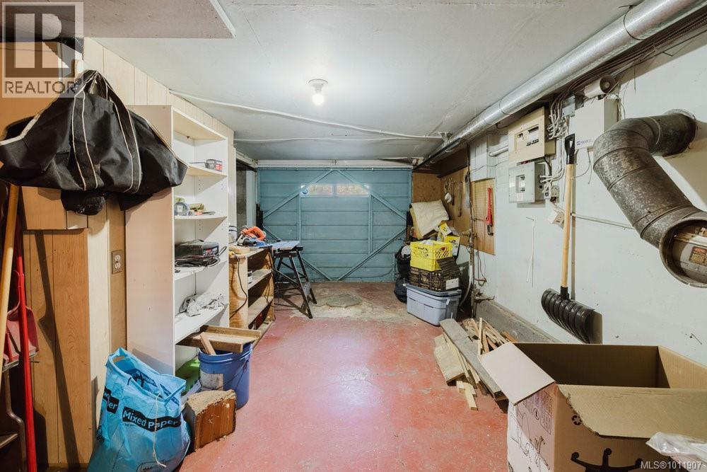 Photo 17 of 3937 Lasalle St, Saanich BC