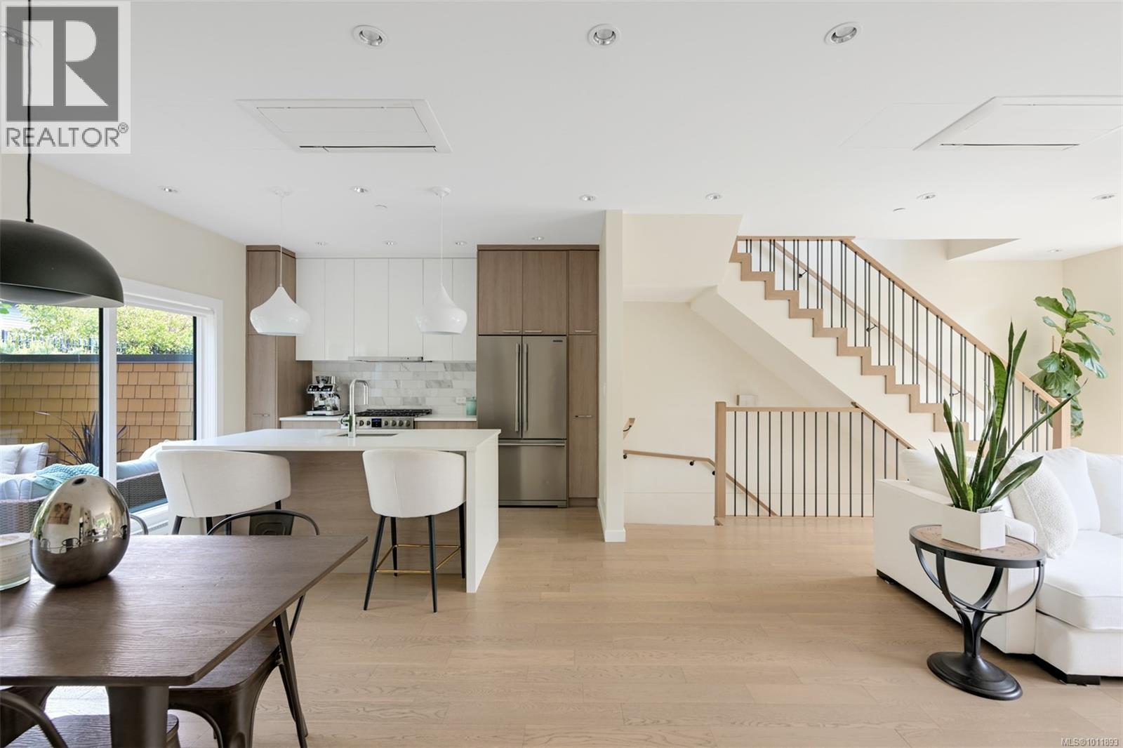 Photo 16 of 104 1454 Bear Mountain Pkwy, Langford BC