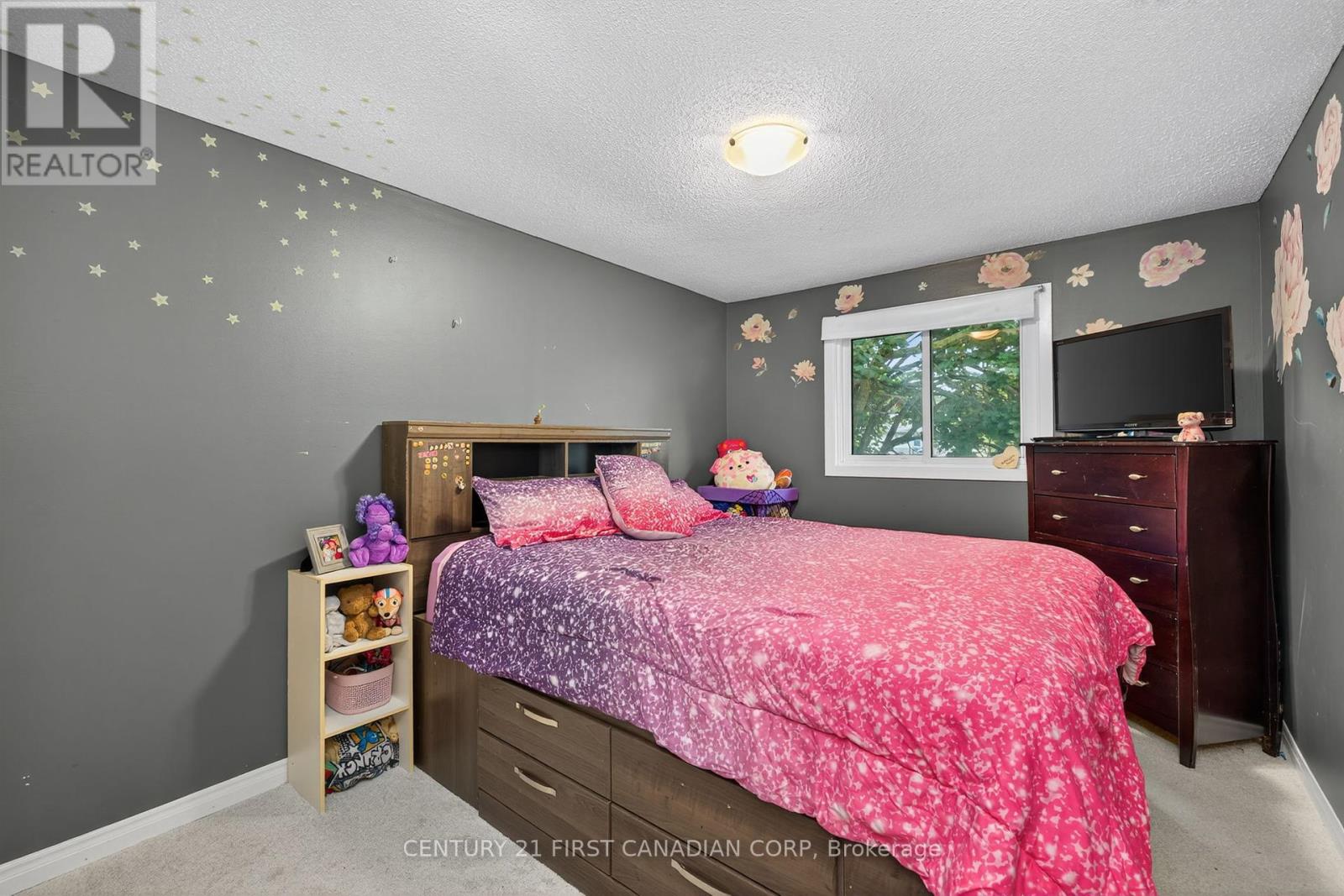 Photo 15 of 55 Ashley Crescent, London South ON