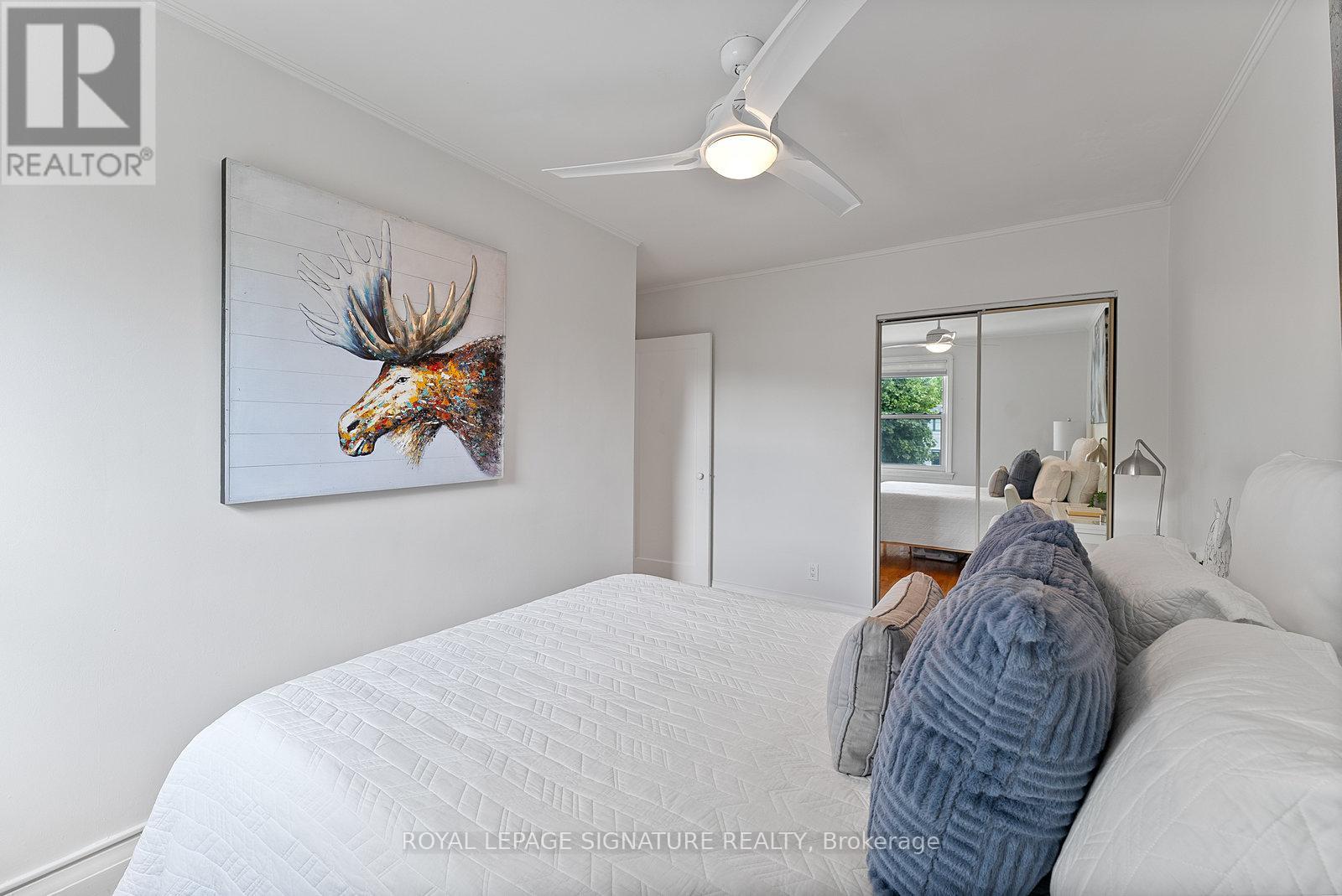 Photo 24 of 18 Vanderhoof Avenue, Toronto ON