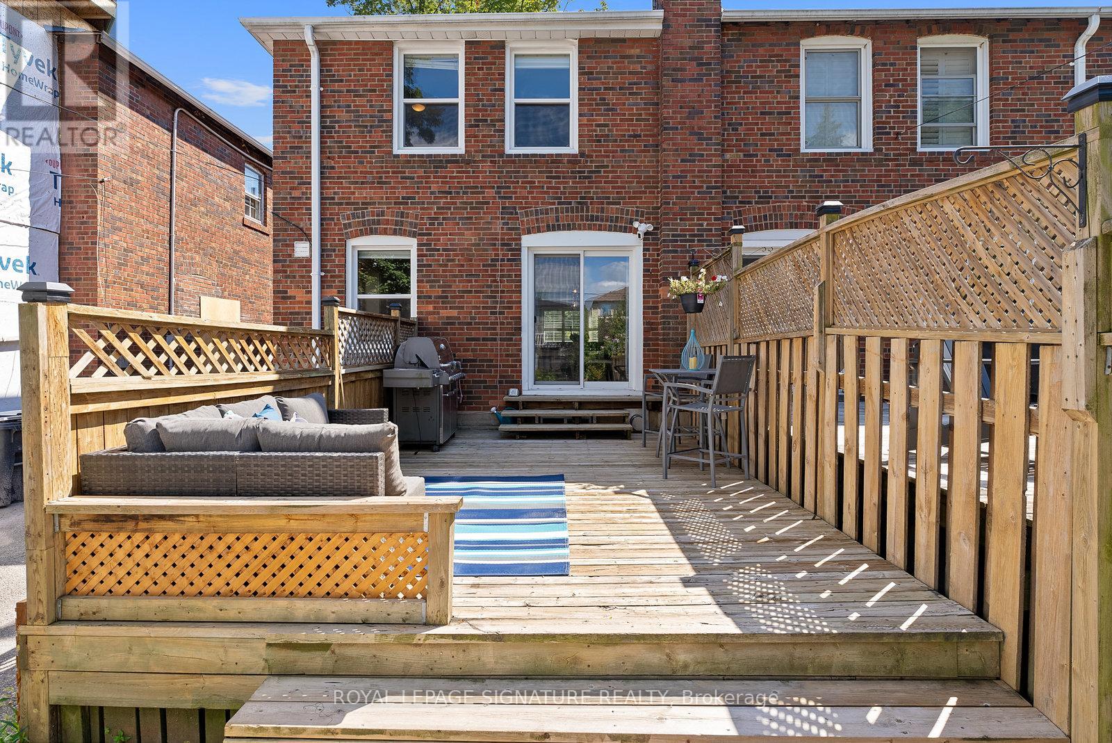 Photo 36 of 18 Vanderhoof Avenue, Toronto ON