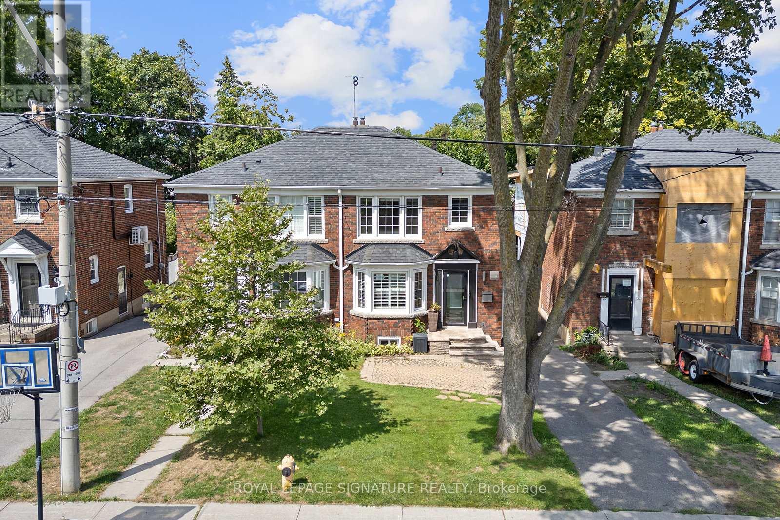 Photo 43 of 18 Vanderhoof Avenue, Toronto ON