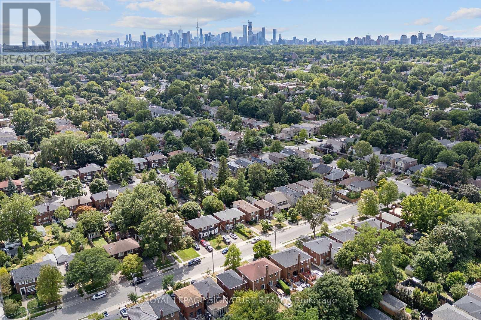 Photo 46 of 18 Vanderhoof Avenue, Toronto ON