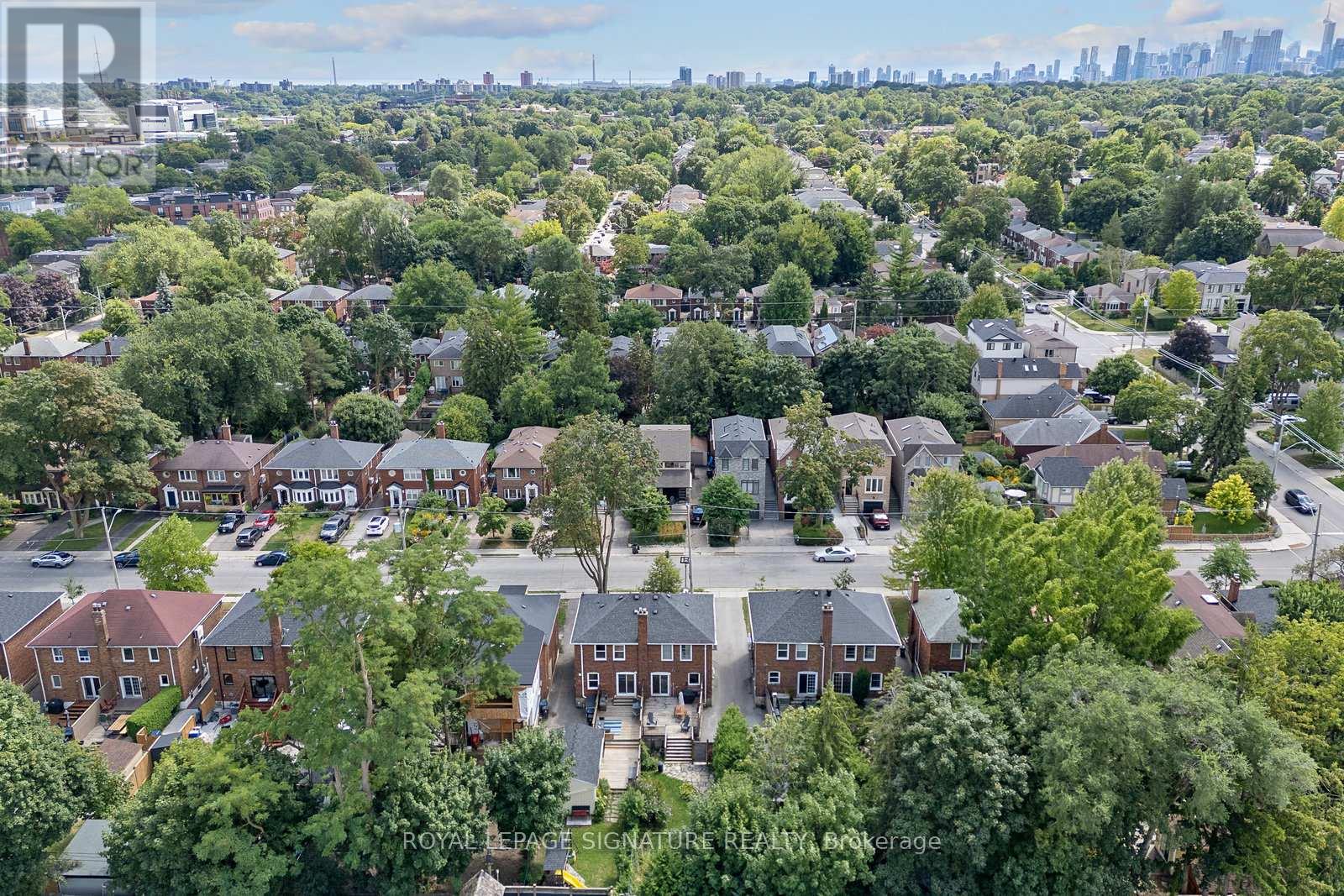 Photo 47 of 18 Vanderhoof Avenue, Toronto ON