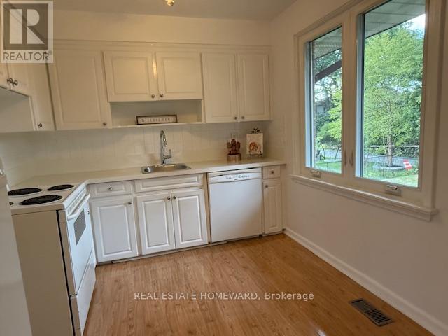 Photo 7 of Main Fl 90 Roanoke Road, Toronto ON