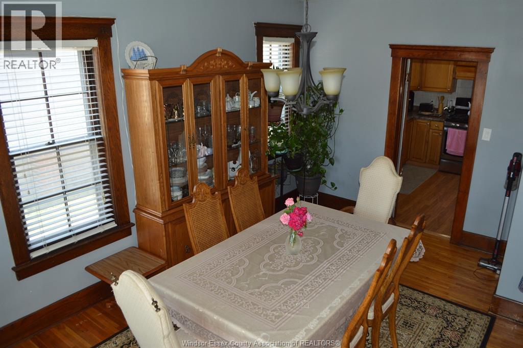 Photo 16 of 156 Giles Boulevard, Windsor ON