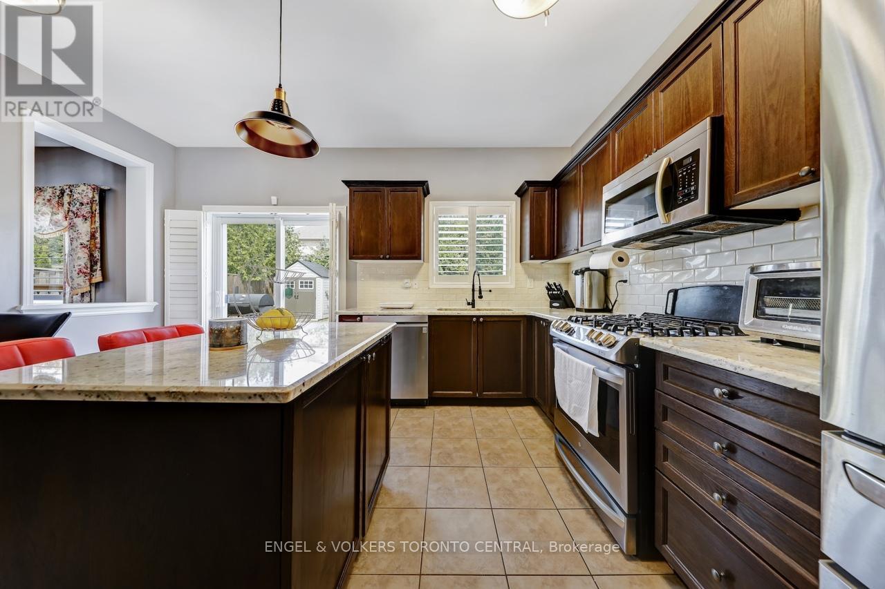 Photo 15 of 26 Mcphail Avenue, Clarington ON