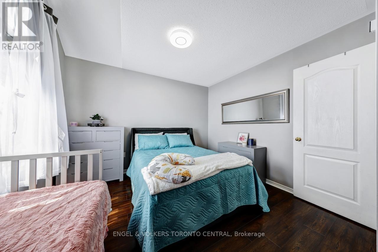 Photo 29 of 26 Mcphail Avenue, Clarington ON