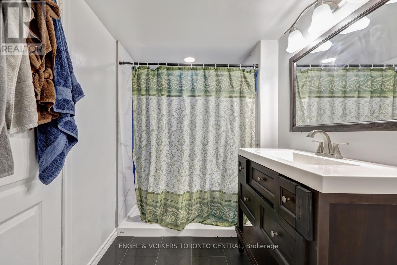 Photo 35 of 26 Mcphail Avenue, Clarington ON