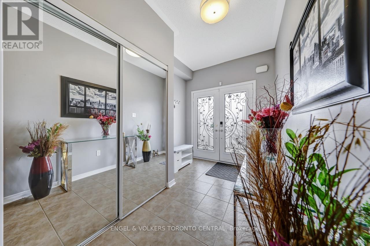 Photo 4 of 26 Mcphail Avenue, Clarington ON