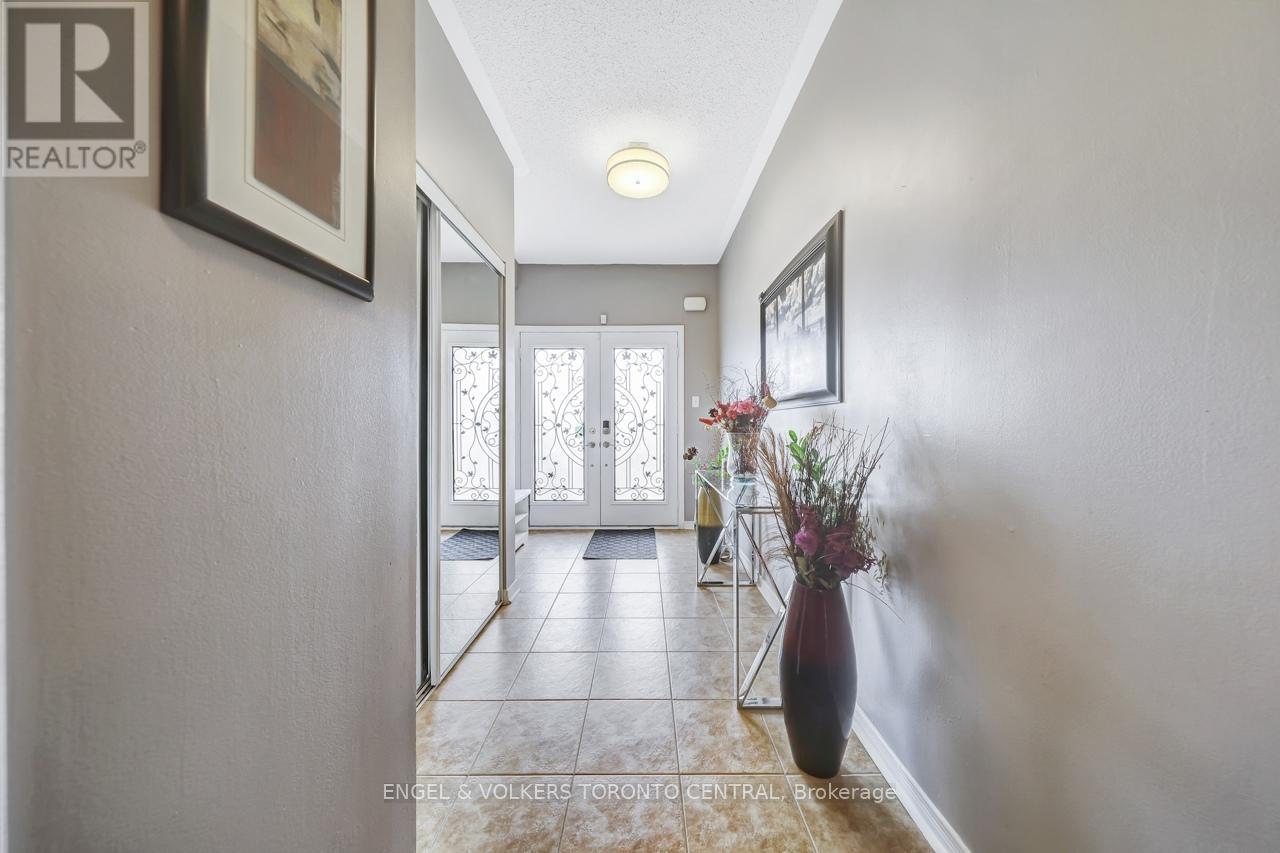 Photo 5 of 26 Mcphail Avenue, Clarington ON