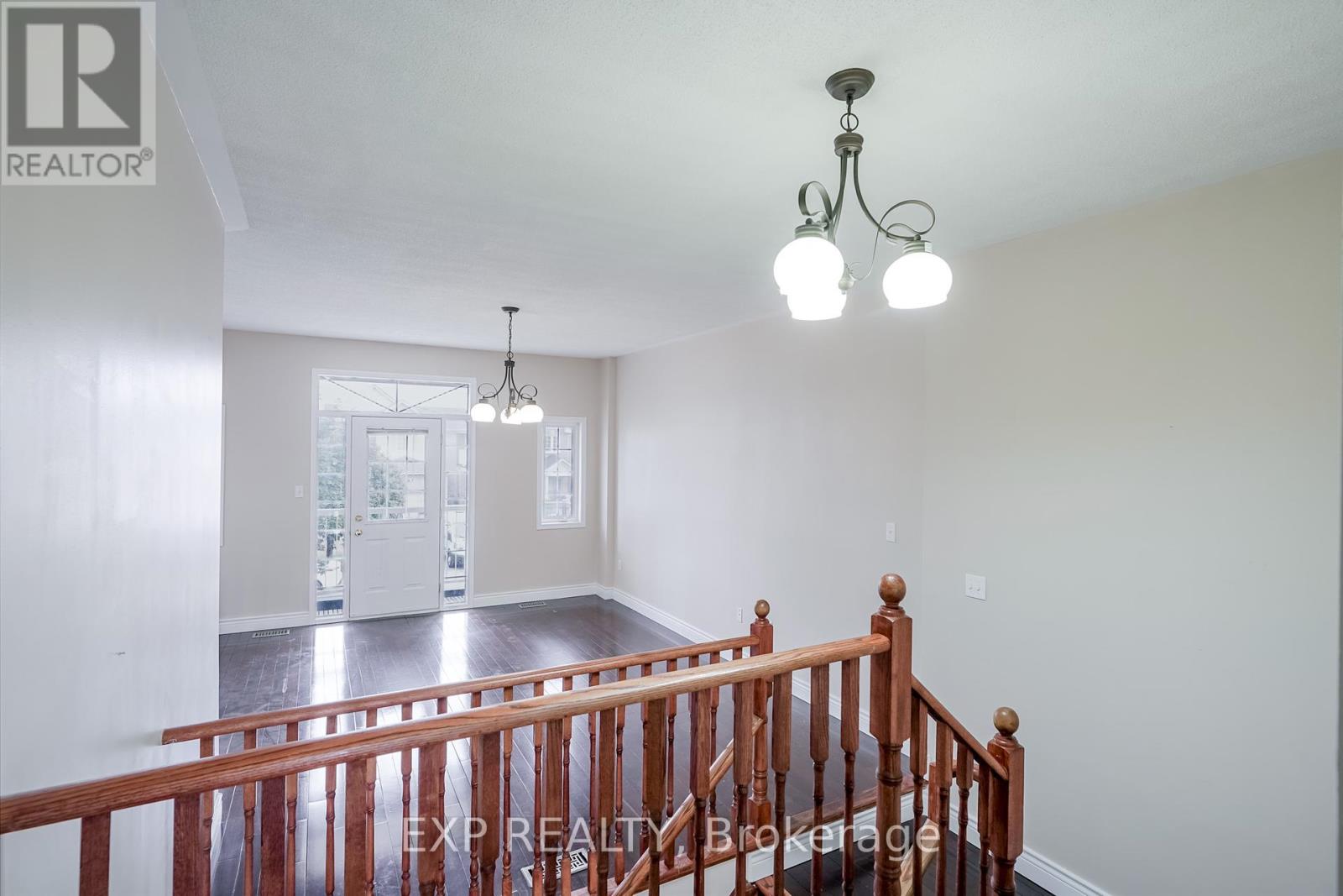 Photo 31 of 75 Hutton Place, Clarington ON