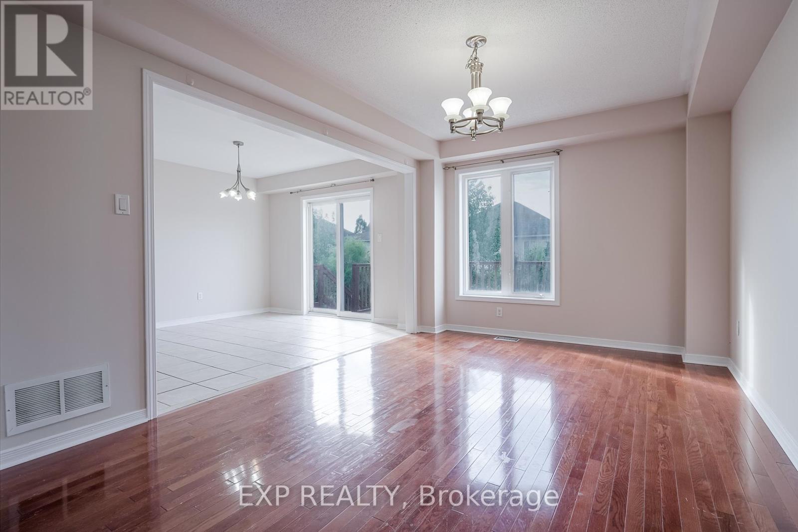 Photo 9 of 75 Hutton Place, Clarington ON