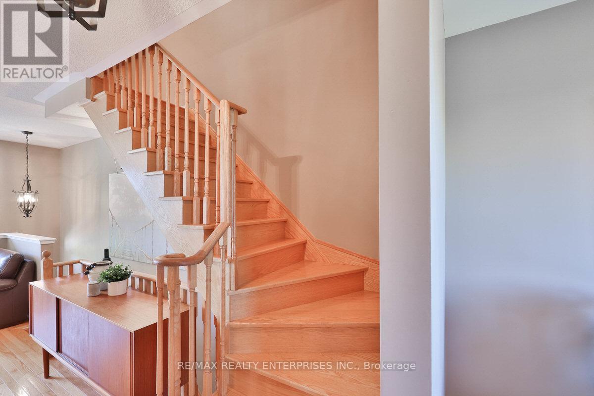 Photo 16 of 14 2171 Fiddlers Way, Oakville ON