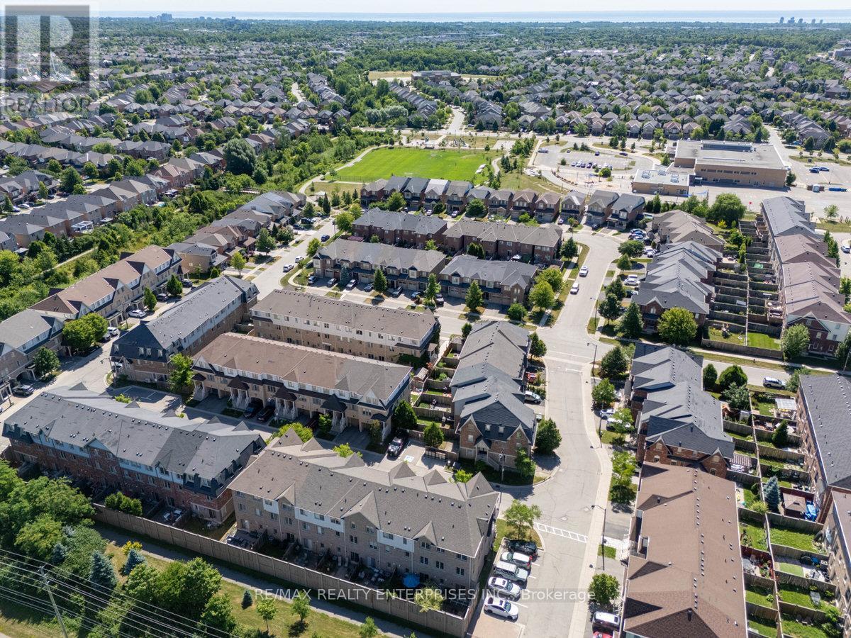 Photo 33 of 14 2171 Fiddlers Way, Oakville ON