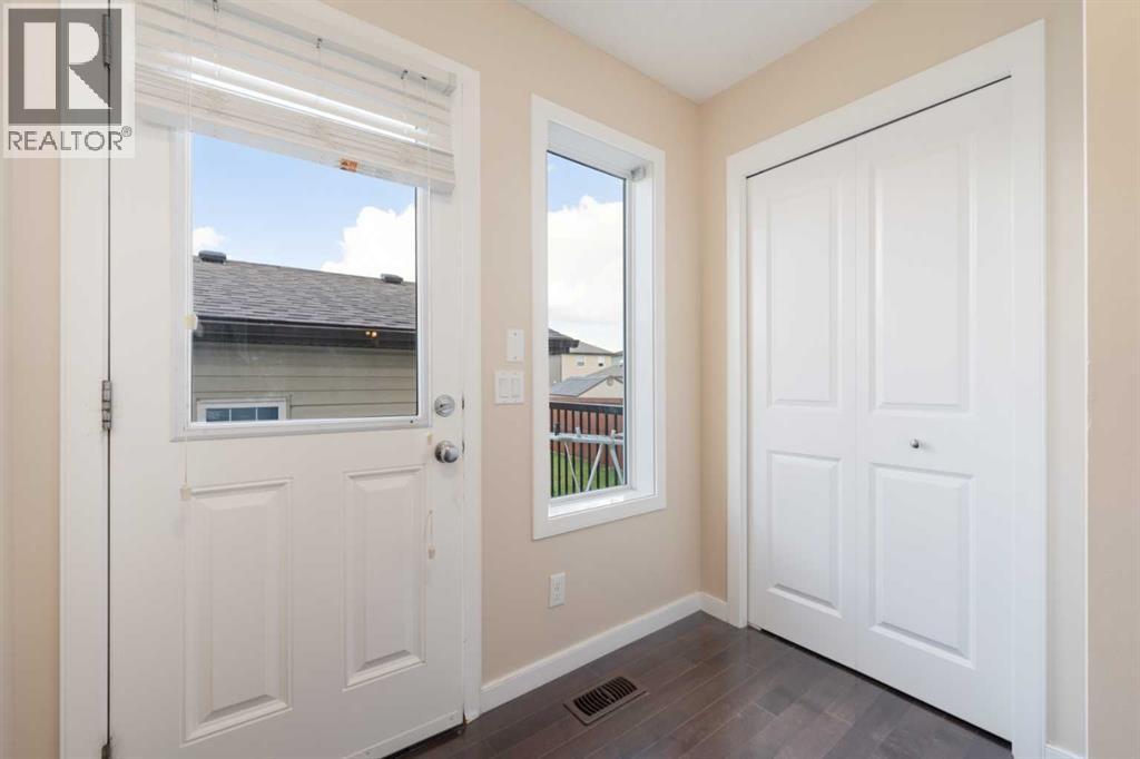 Photo 14 of 106 Panora Road Nw, Calgary AB