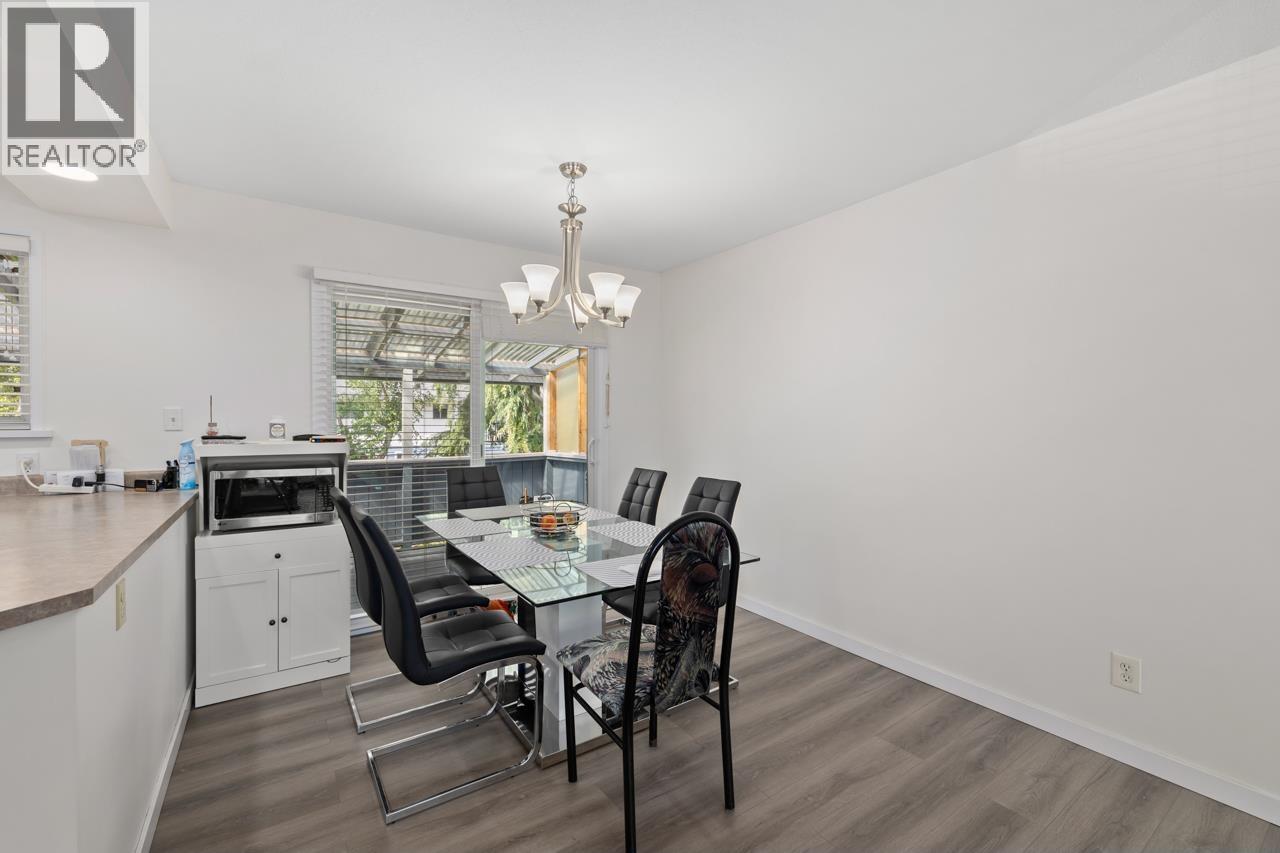 Photo 7 of 5483 Chestnut Crescent, Delta BC