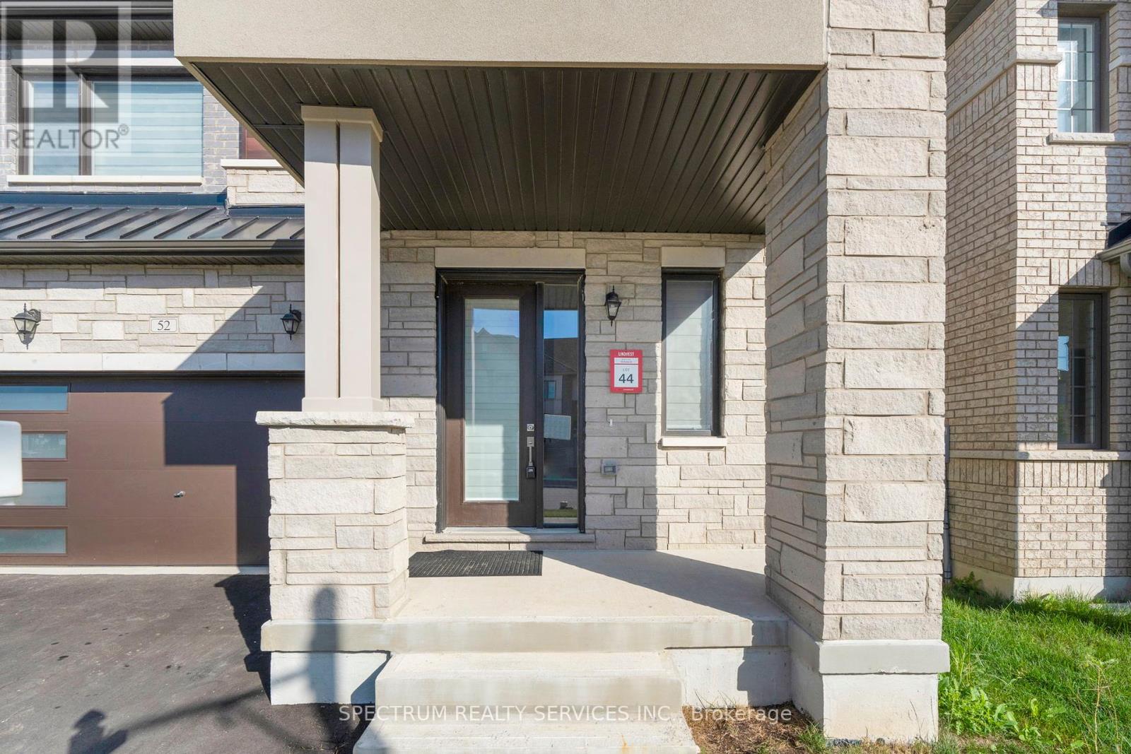 Photo 8 of 52 Granka Street, Brantford ON