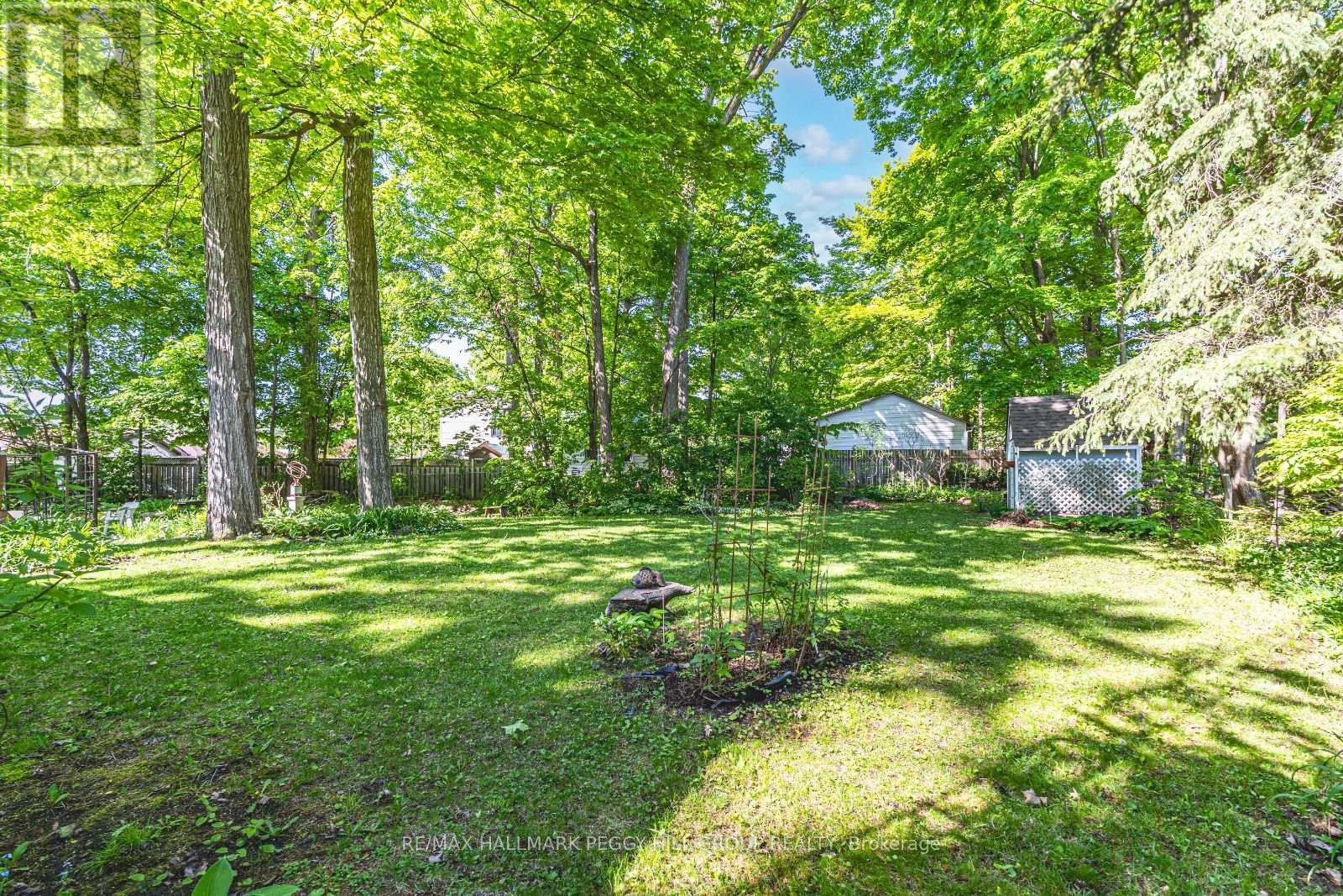 Photo 18 of 2016 Kate Avenue, Innisfil ON