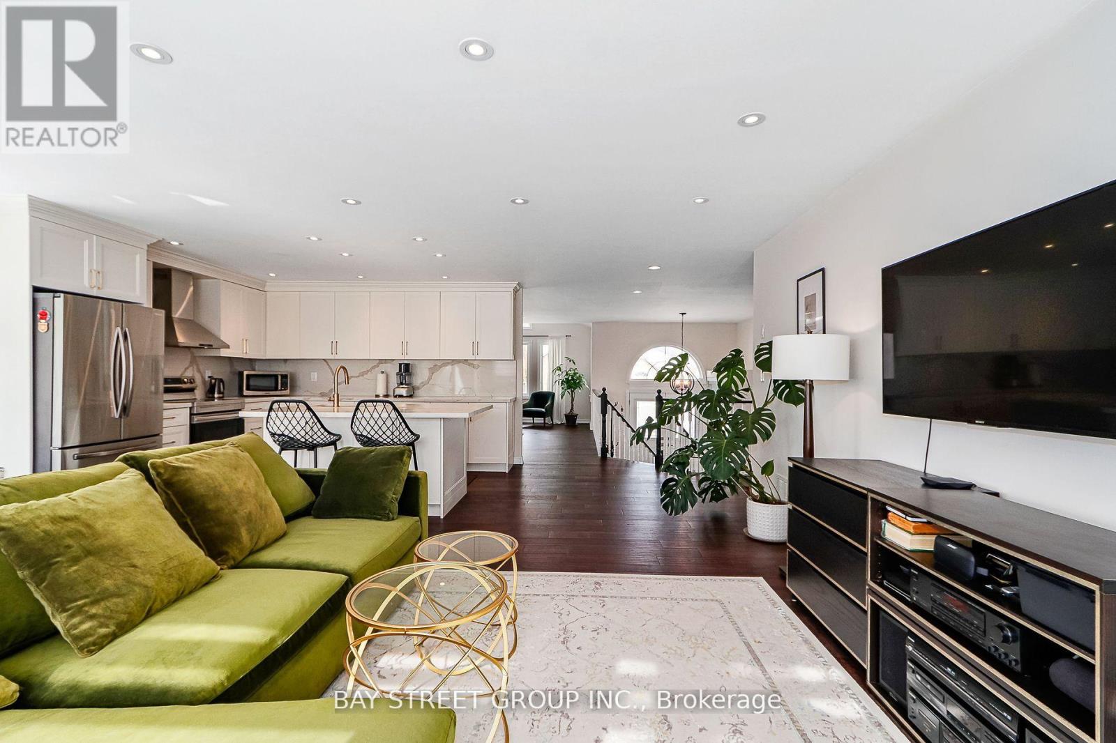Photo 13 of 469 Ramblewood Drive, Wasaga Beach ON