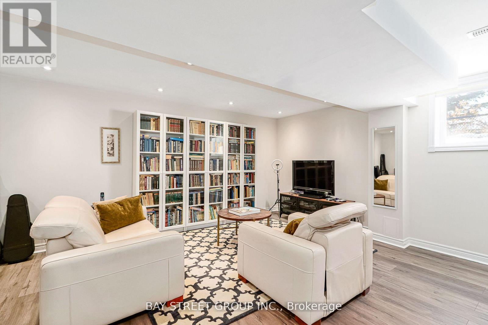 Photo 18 of 469 Ramblewood Drive, Wasaga Beach ON