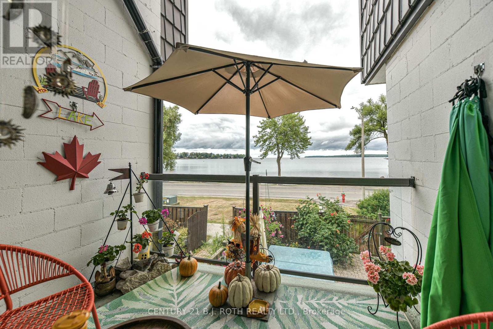 Photo 28 of 15 40 Victoria Crescent, Orillia ON