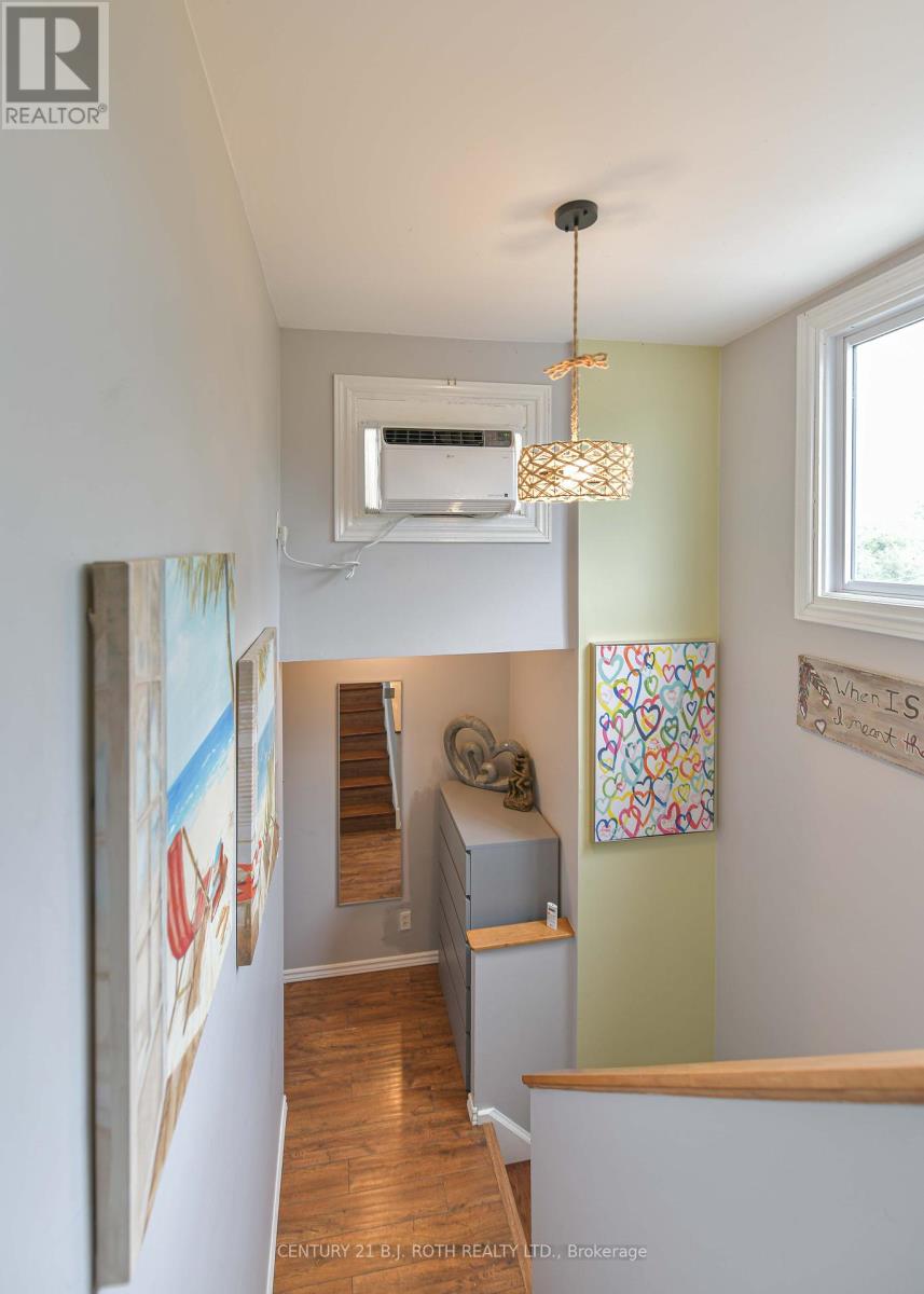 Photo 38 of 15 40 Victoria Crescent, Orillia ON