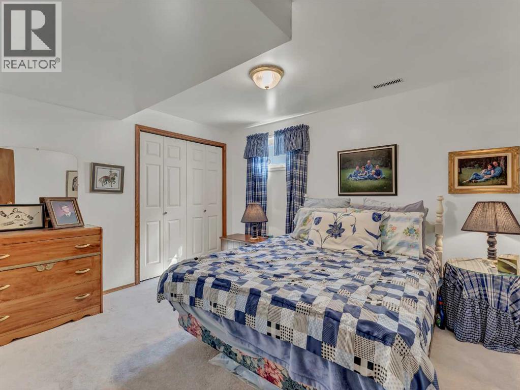 Photo 36 of 27 Turner Drive Se, Medicine Hat AB