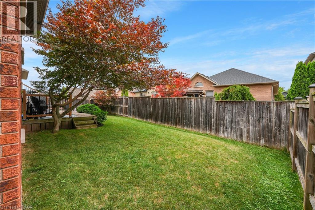 Photo 24 of 169 Central Avenue, Grimsby ON