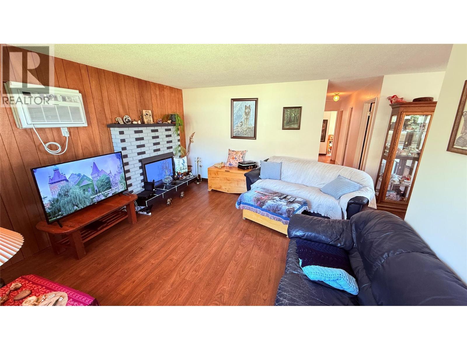 654 SIXTH Avenue, Midway