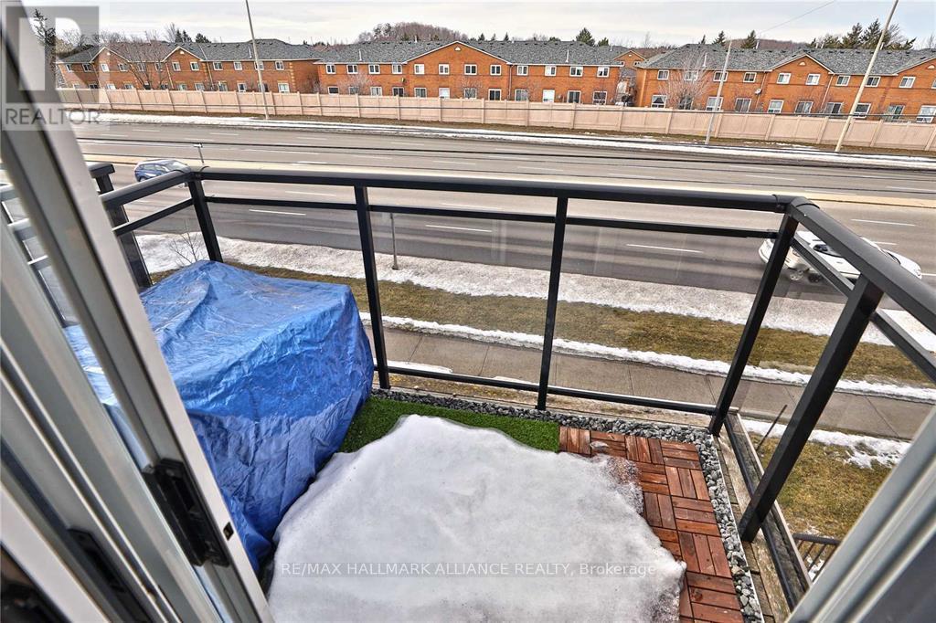 Photo 12 of 81 4620 Guildwood Way, Mississauga ON