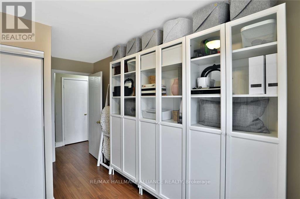 Photo 14 of 81 4620 Guildwood Way, Mississauga ON
